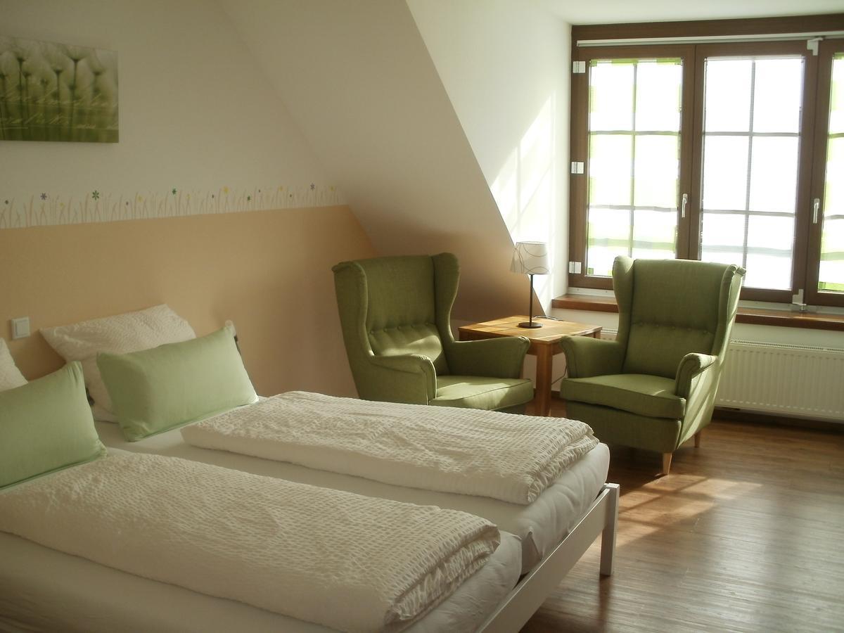 Gaestehof - Weinbau Saeger Nordheim am Main Екстериор снимка
